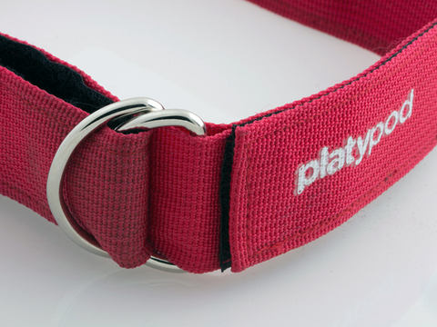 プレートとスパイクで支える三脚「プラティポッド」 - デジカメ Watch