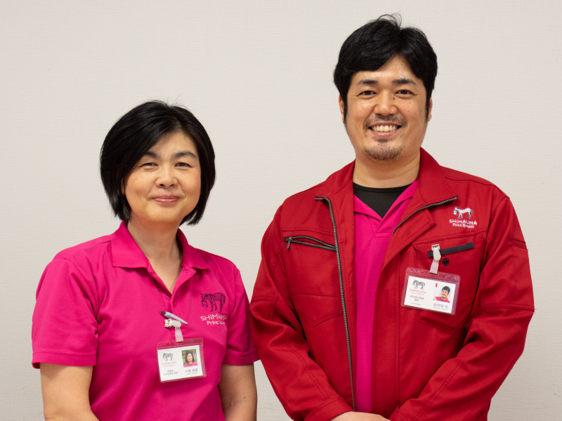 中間直美さん（左）と岩井田光さん（右）。