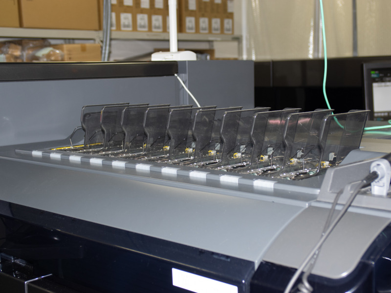 同じく本体上部の小型ソーター。