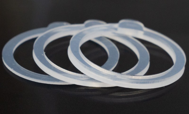 左から1/1.5/2mmのスペーサー。