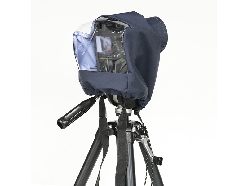 塩化ビニール素材の透明窓を備える