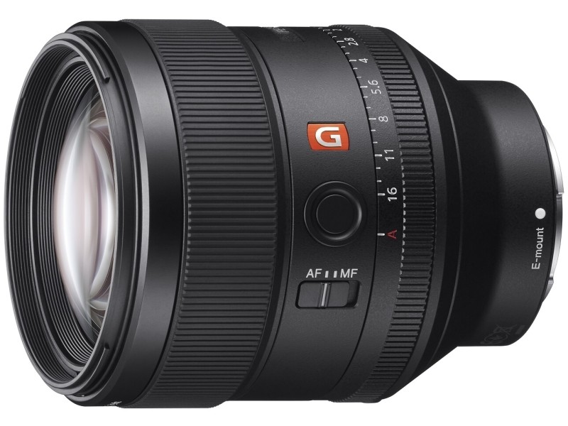 FE 85mm F1.4 GM。2016年4月発売。実勢価格は税込22万円前後。