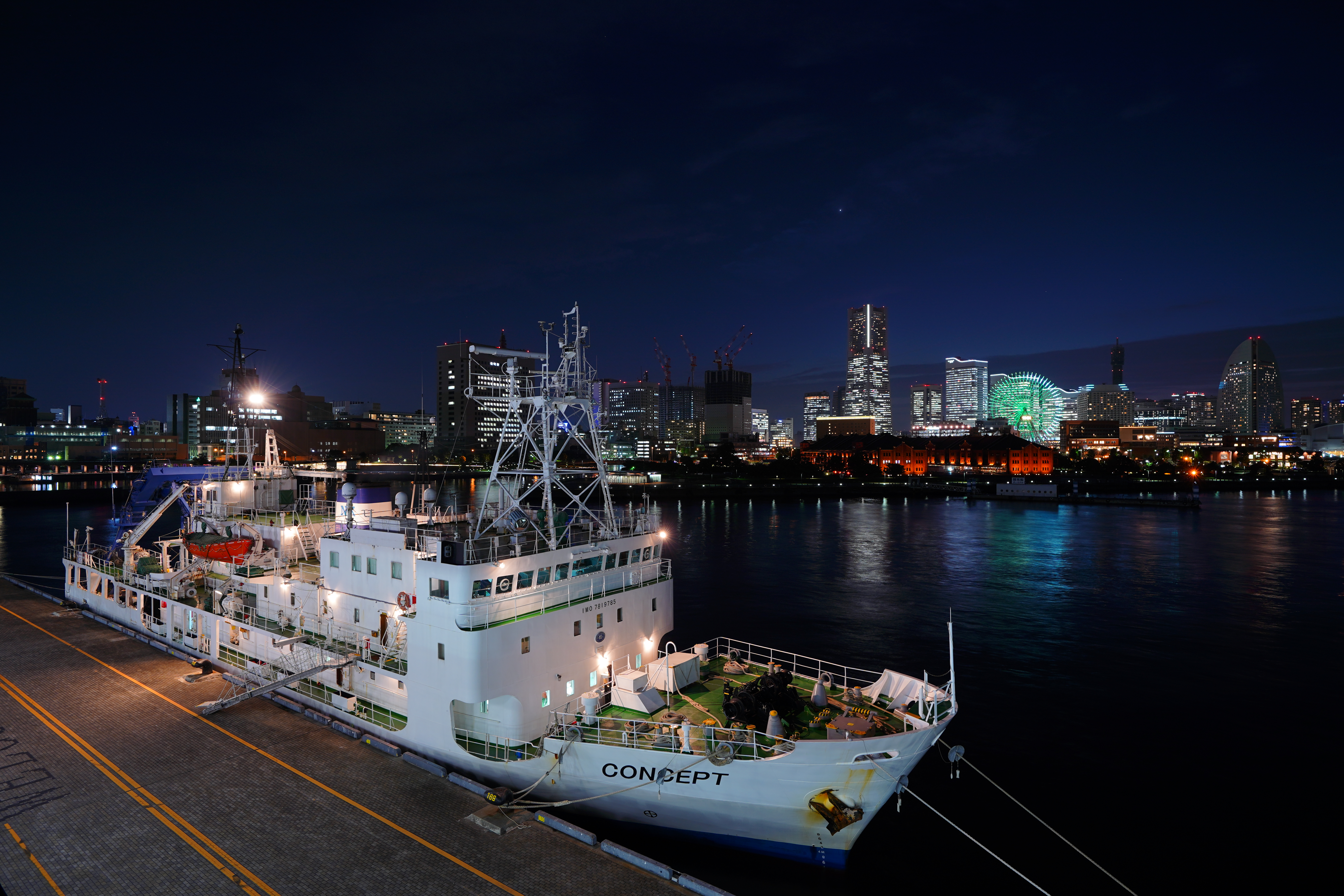 α7 III / FE 16-35mm F2.8 GM / 18mm / 絞り優先（F5.6・1.6秒・-0.7EV） / ISO 100 / WB:AUTO（0）・微調整（B2） / クリエイティブスタイル[夜景]（彩度+2、コントラスト+1）/ DRO[Lv2]