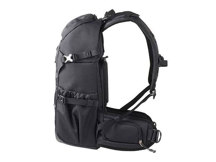 日本人の体型に最適化したハーネスシステム（写真はMサイズ）