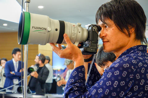 富士フイルム新レンズ「8-16mmF2.8」「200mmF2」続報 - デジカメ Watch