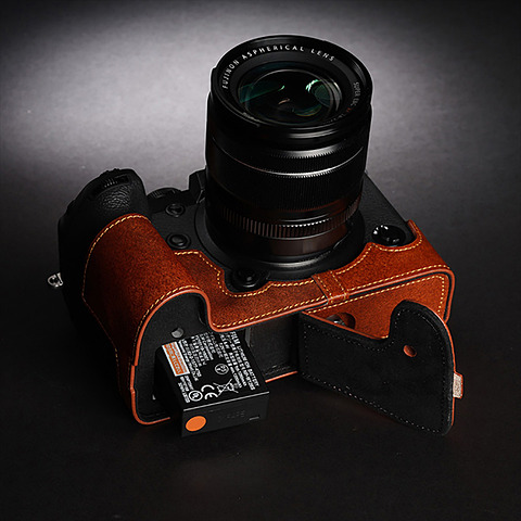 FUJIFILM X-H1用のレザーケース - デジカメ Watch