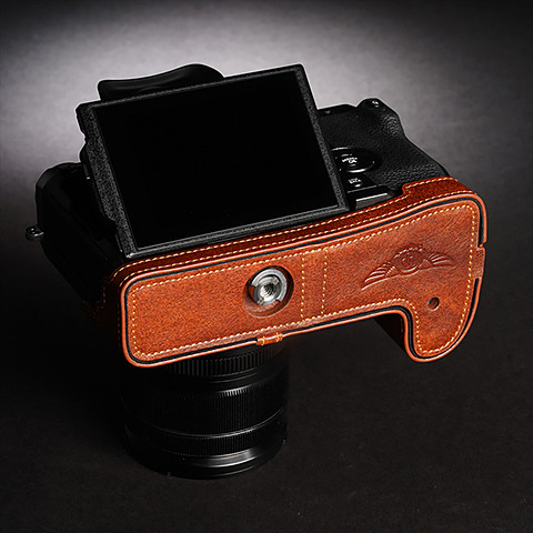FUJIFILM X-H1用のレザーケース - デジカメ Watch