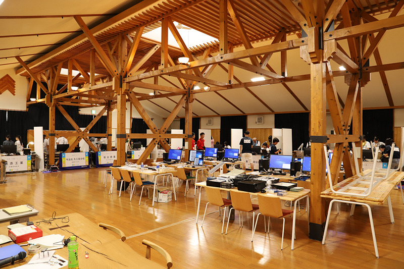 セレクト会議の部屋。