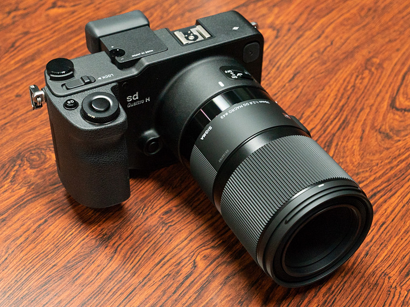 幅広なフォーカスリング（sd Quattro Hに装着）