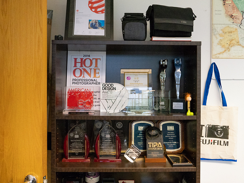 数々の受賞歴が飾られていた。