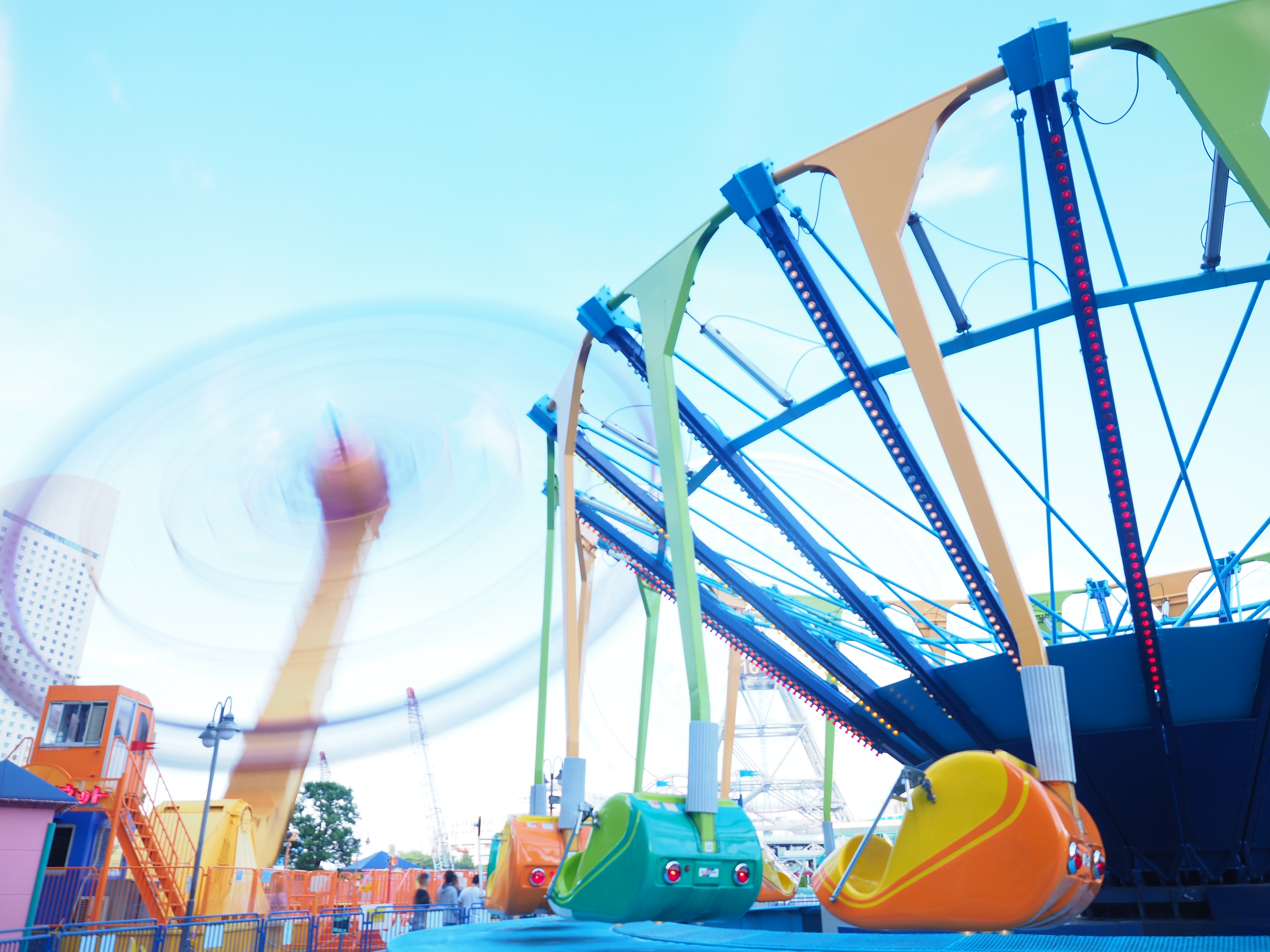 OM-D E-M1 Mark II / M.ZUIKO DIGITAL ED 12-40mm F2.8 PRO / 12mm（35mm判換算24mm相当）/ 絞り優先AE（13秒・F2.8・+4.0EV）/ ISO 200 / ND1000+ND16