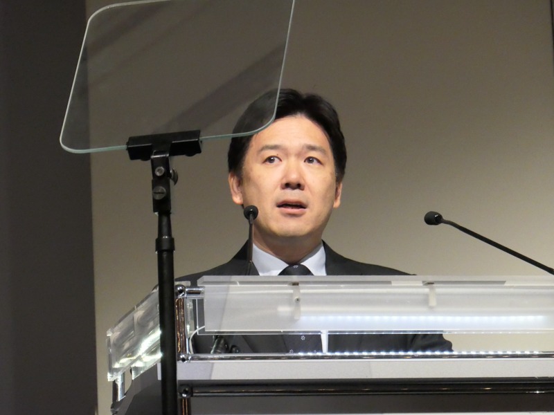 ソニーイメージングプロダクツ＆ソリューションズ株式会社 デジタルイメージング本部　第1ビジネスユニット シニアゼネラルマネジャーの田中健二氏が登壇した。
