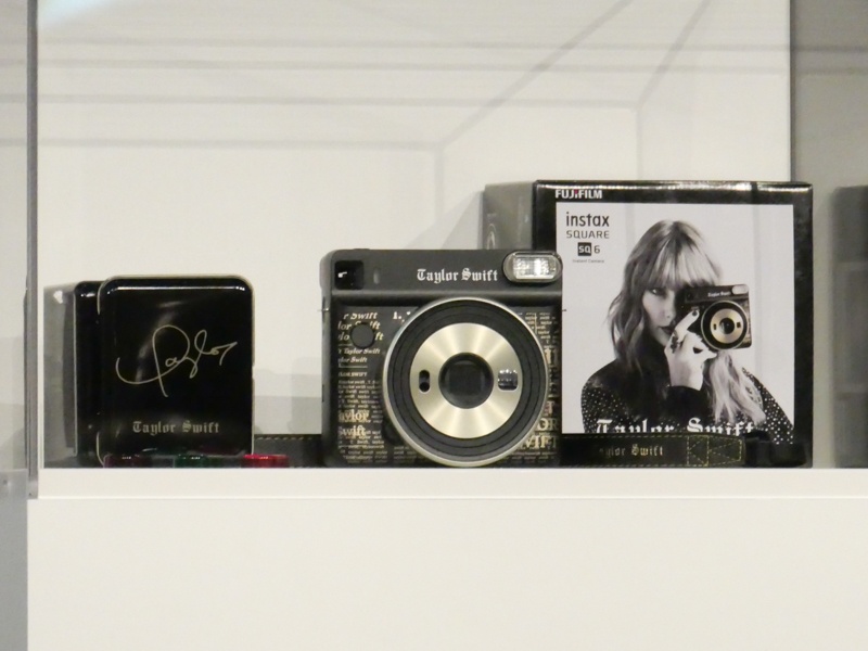 instax SQUARE SQ6 Taylor Swift Edition