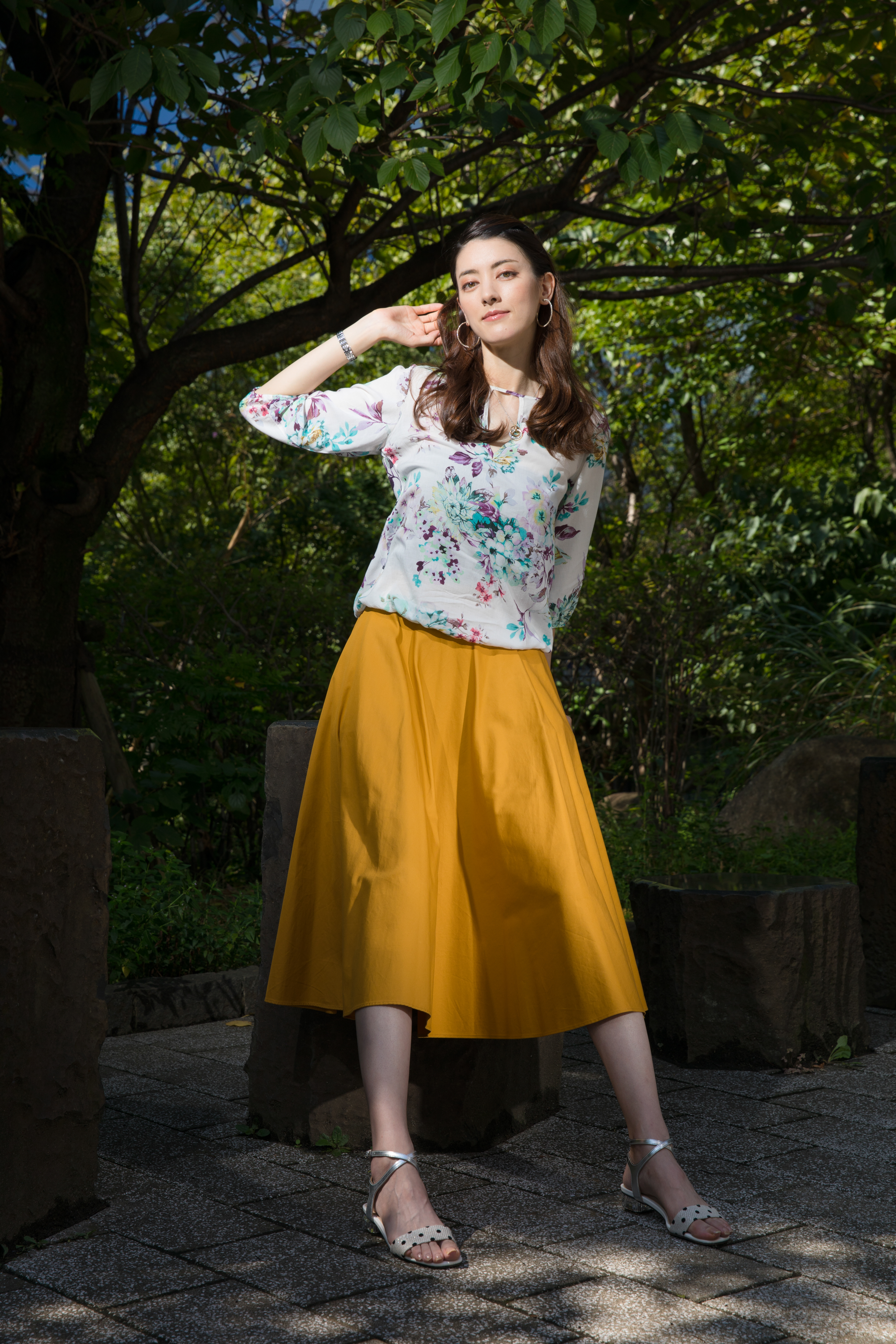 左上からグリッド20度+右下からグリッド10度<br>キヤノンEOS 5D Mark IV / EF 24-70mm F2.8 L II USM / 53mm / マニュアル露出（1/200秒・F8.0） / ISO 100