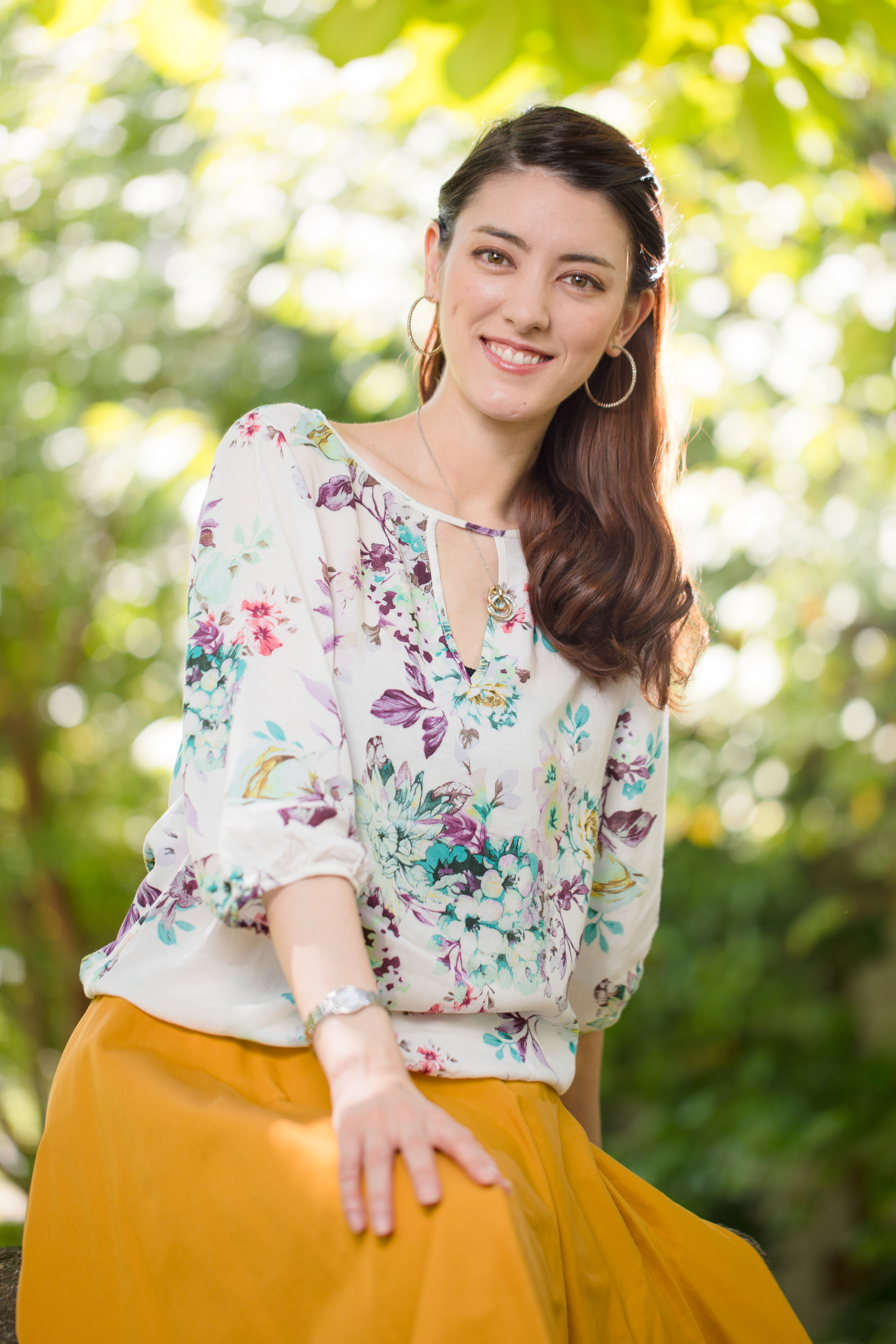 メインライト（アンブレラ）+サブライト（グリッド20度）