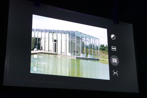 フォトキナ】ZEISS、Adobe Lightroom内蔵のデジタルカメラ「ZX1」発表