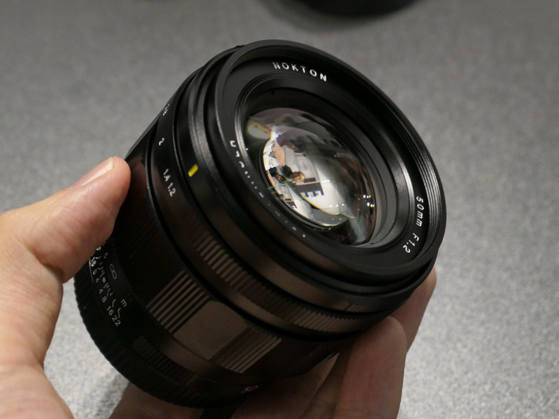 絞り環の操作で絞りクリックをオフにできる。