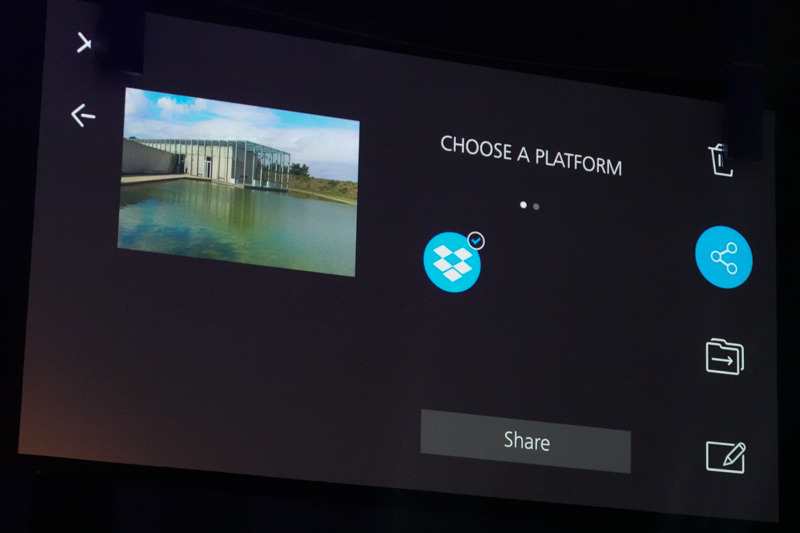 アップロード先にDropboxのアイコンがあった。
