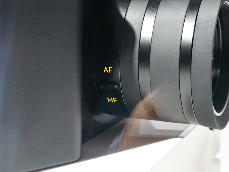 AF/MF切り換えスイッチ。