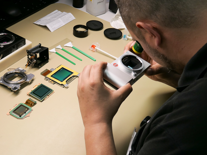 センサークリーニングの工程。