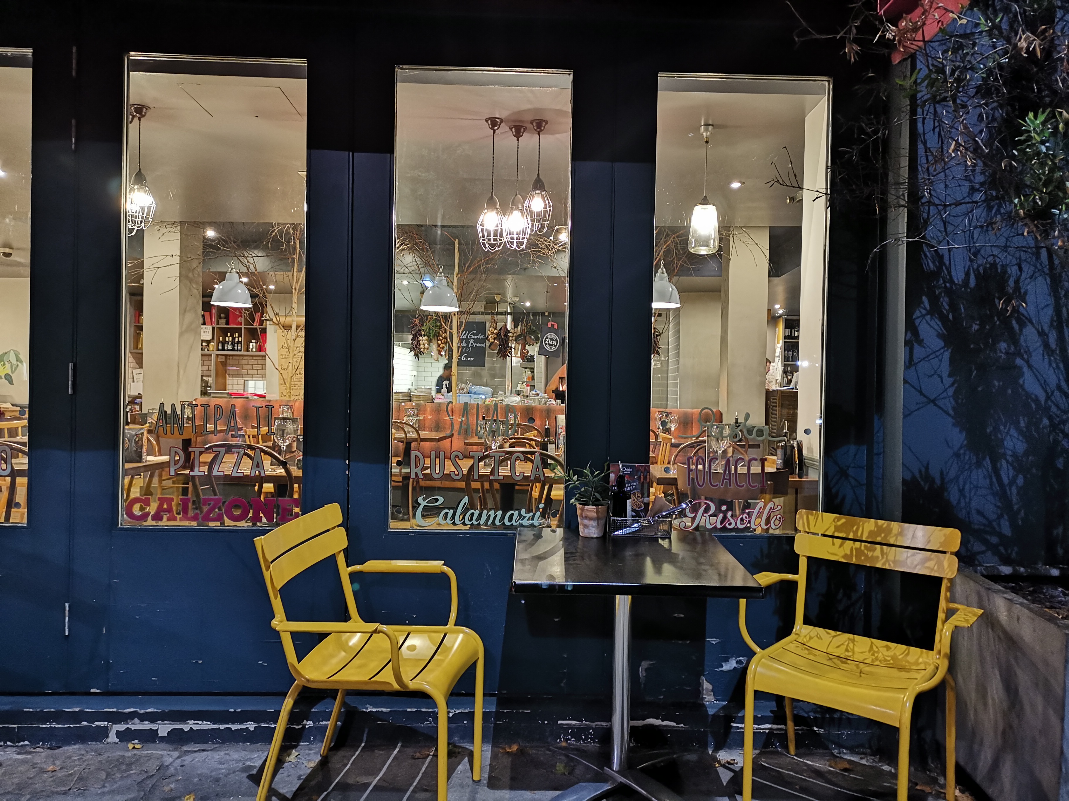 Mate 20 Pro / 27mm相当 / 4秒 / F1.8 / ±0EV / ISO640