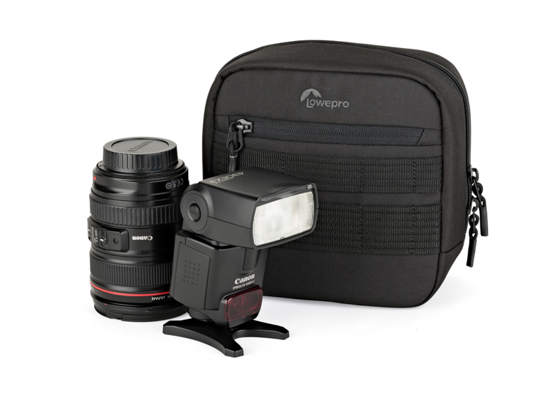 <center>ユーティリティーバッグ 100AW</center>