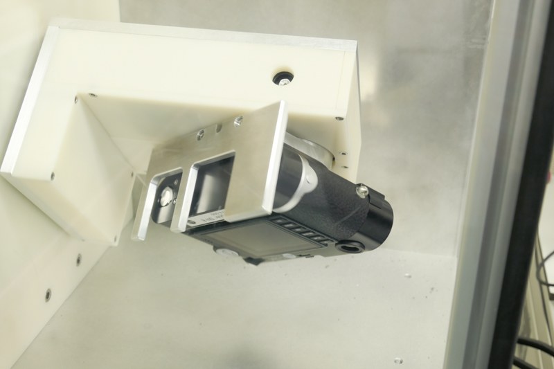 3次元の動きをしながら調整が進む。思った以上に時間がかかるので驚く。