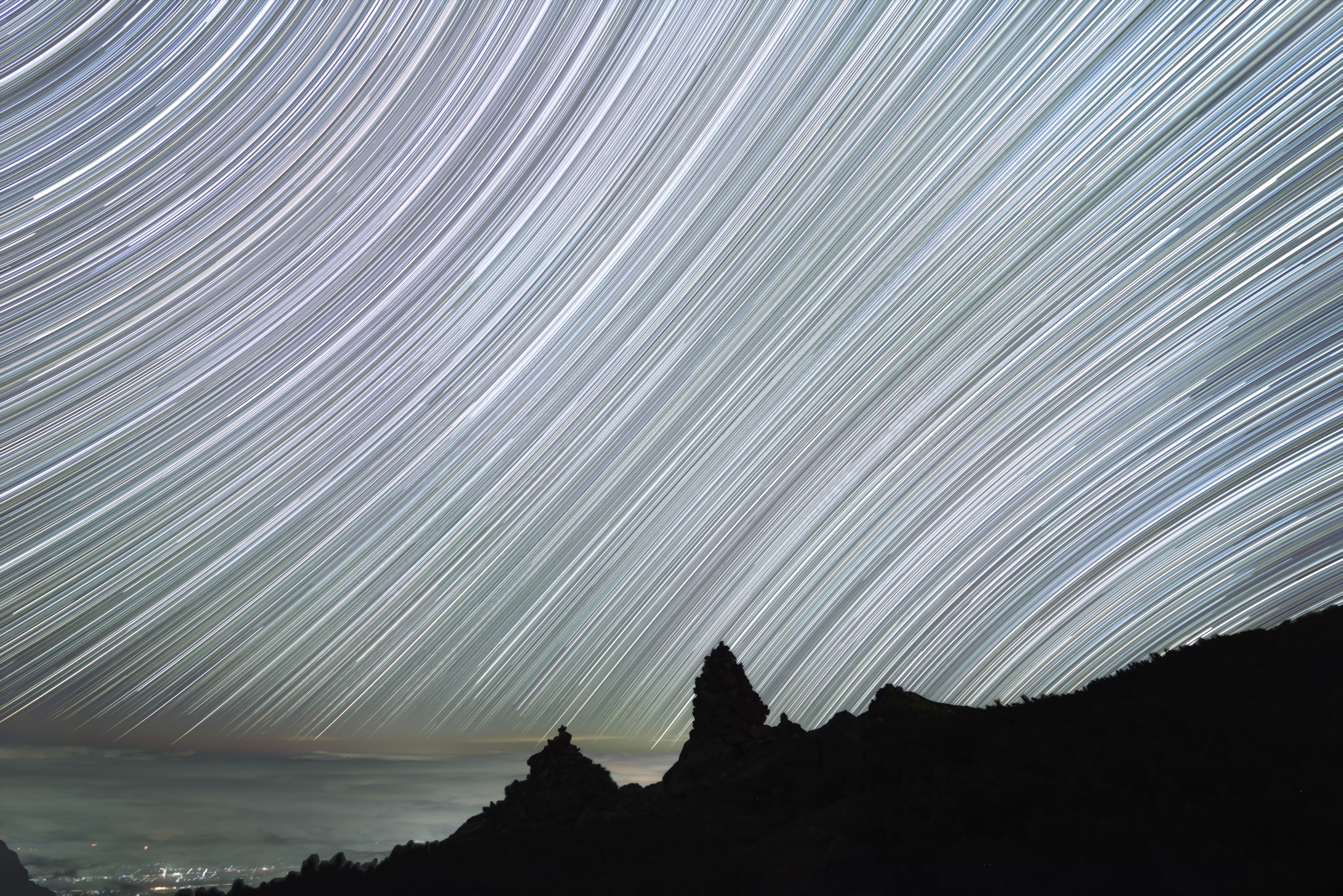 PENTAX K-1 Mark II / HD PENTAX-D FA 15-30mmF2.8ED SDM WR（15mm） / マニュアル露出（F2.8・8秒） / ISO 1600 / インターバル合成：撮影枚数4,102枚（9時間7分相当）