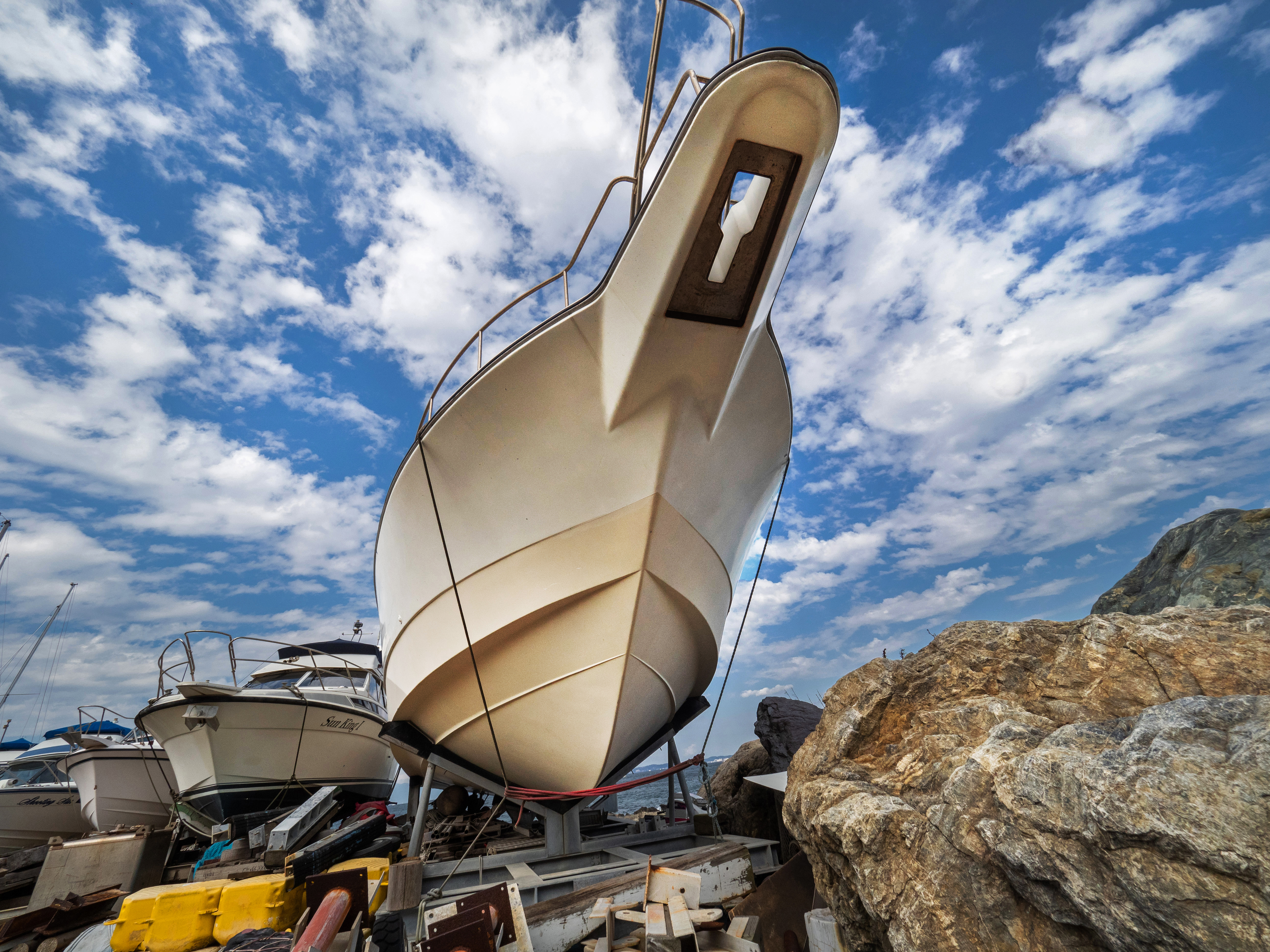 撮影：郡川正次<br><span class="fnt-85">OLYMPUS OM-D E-M1 Mark II / M.ZUIKO DIGITAL ED 7-14mm F2.8 PRO / 7mm（35mm判換算14mm） / 絞り優先AE（F6.7・1/1,000秒・±0EV） / ISO 400</span>
