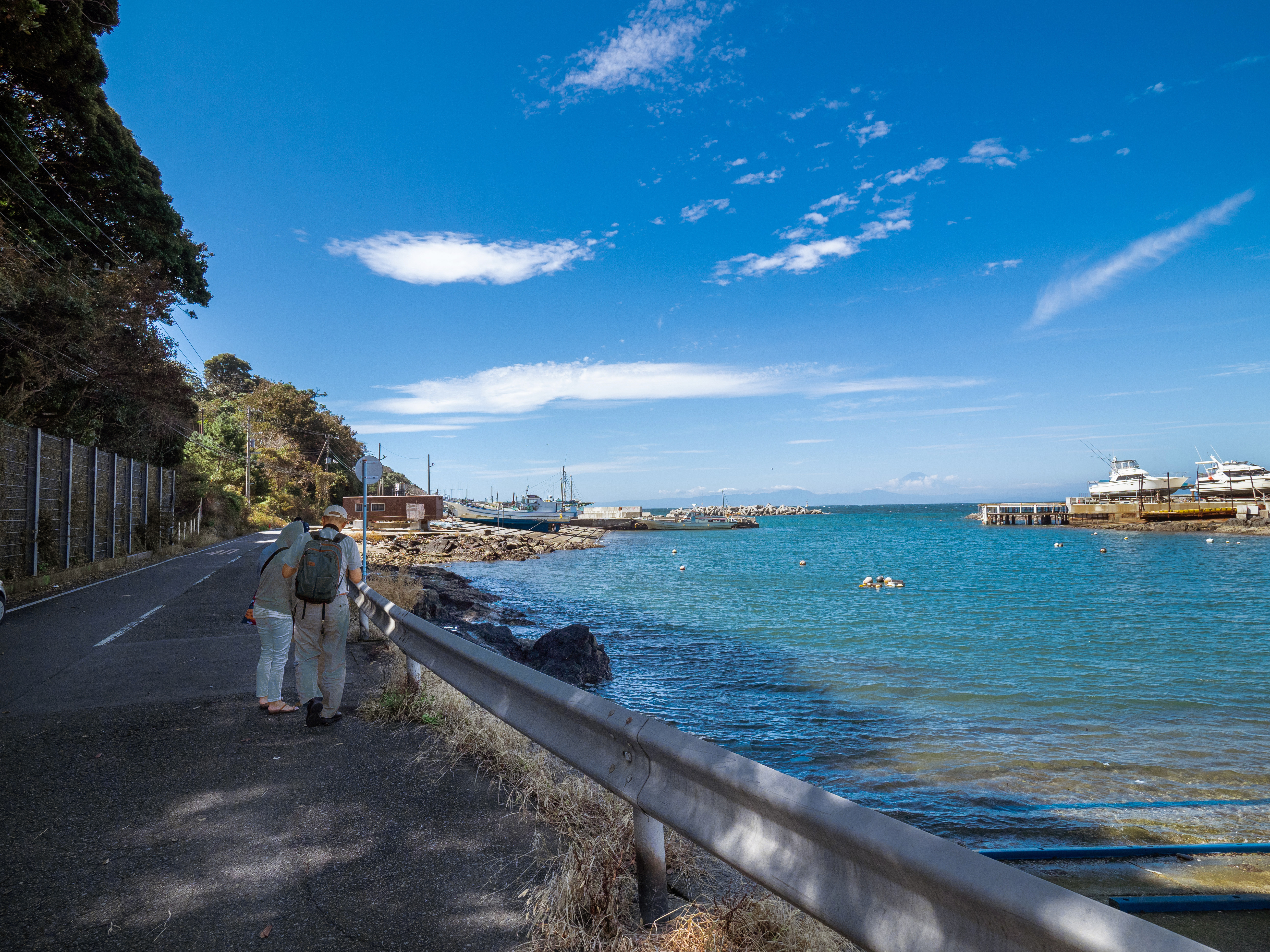 撮影：郡川正次<br><span class="fnt-85">OLYMPUS OM-D E-M1 Mark II / M.ZUIKO DIGITAL ED 7-14mm F2.8 PRO / 10mm（35mm判換算20mm） / 絞り優先AE（F5.6・1/750秒・±0EV） / ISO 400</span>