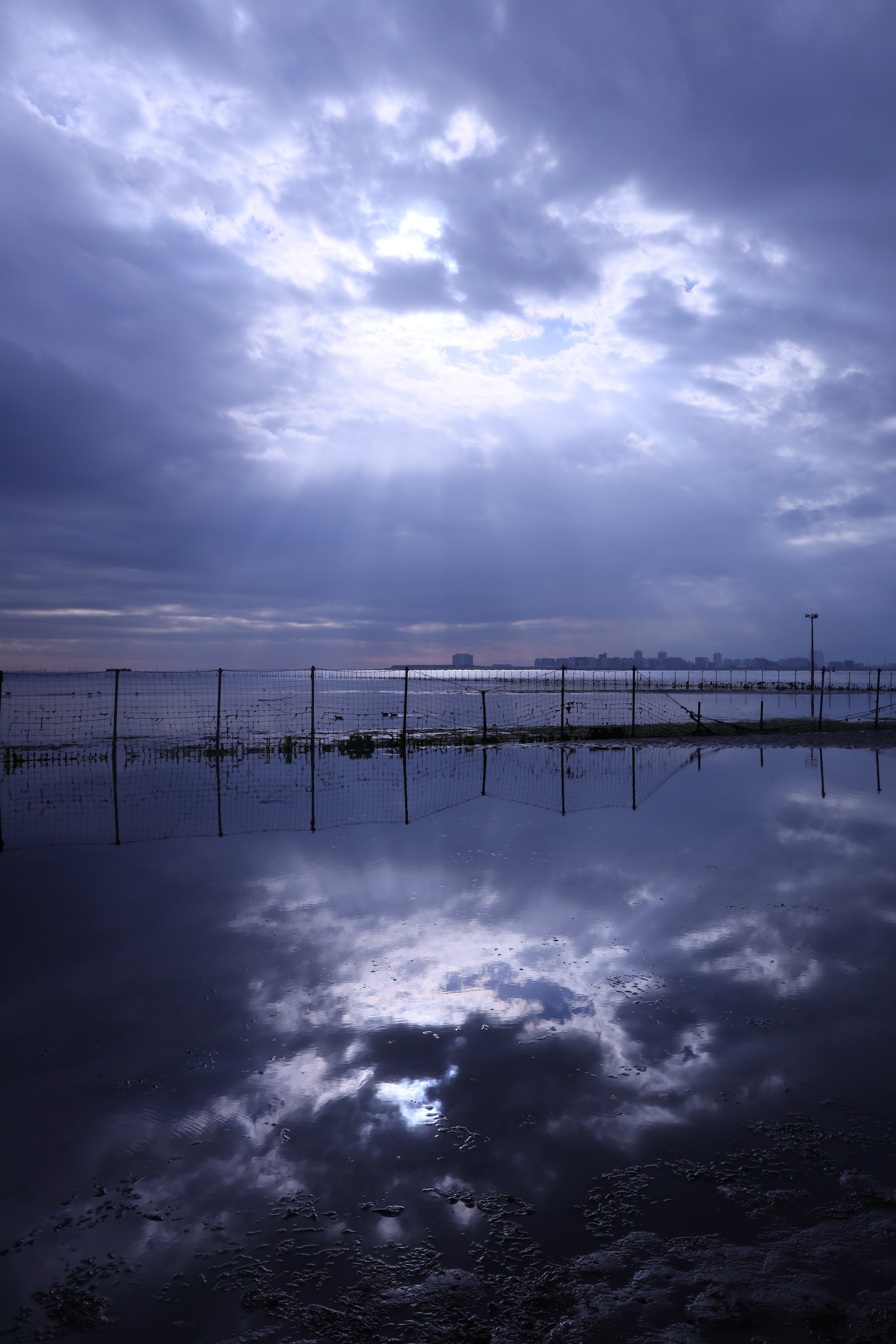 EOS R / RF24-105mm F4 L IS USM / 28mm / 絞り優先AE（1/250秒・F16・-0.7EV） / ISO 200