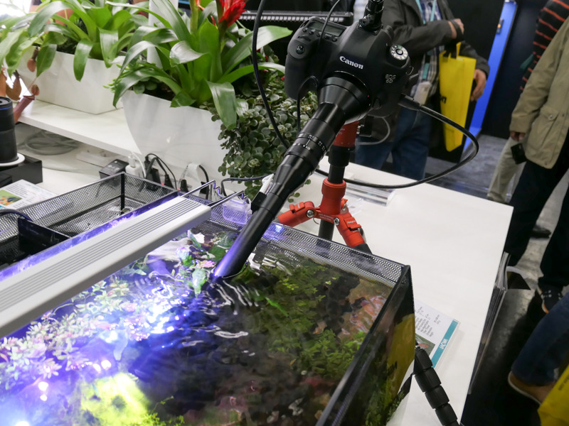 先端部は防水になっている。（フォトキナ2018で撮影）