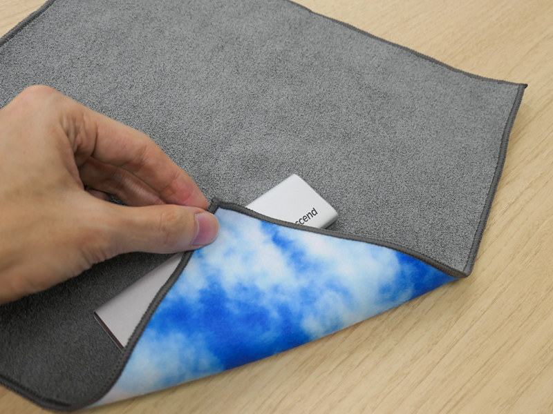 まず、ストレージを包む。