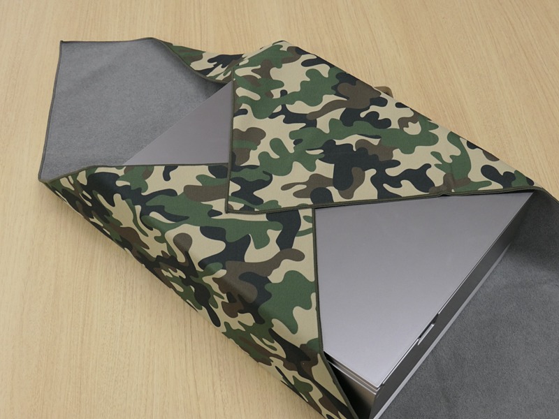 正解：A4プリンターとケーブル。