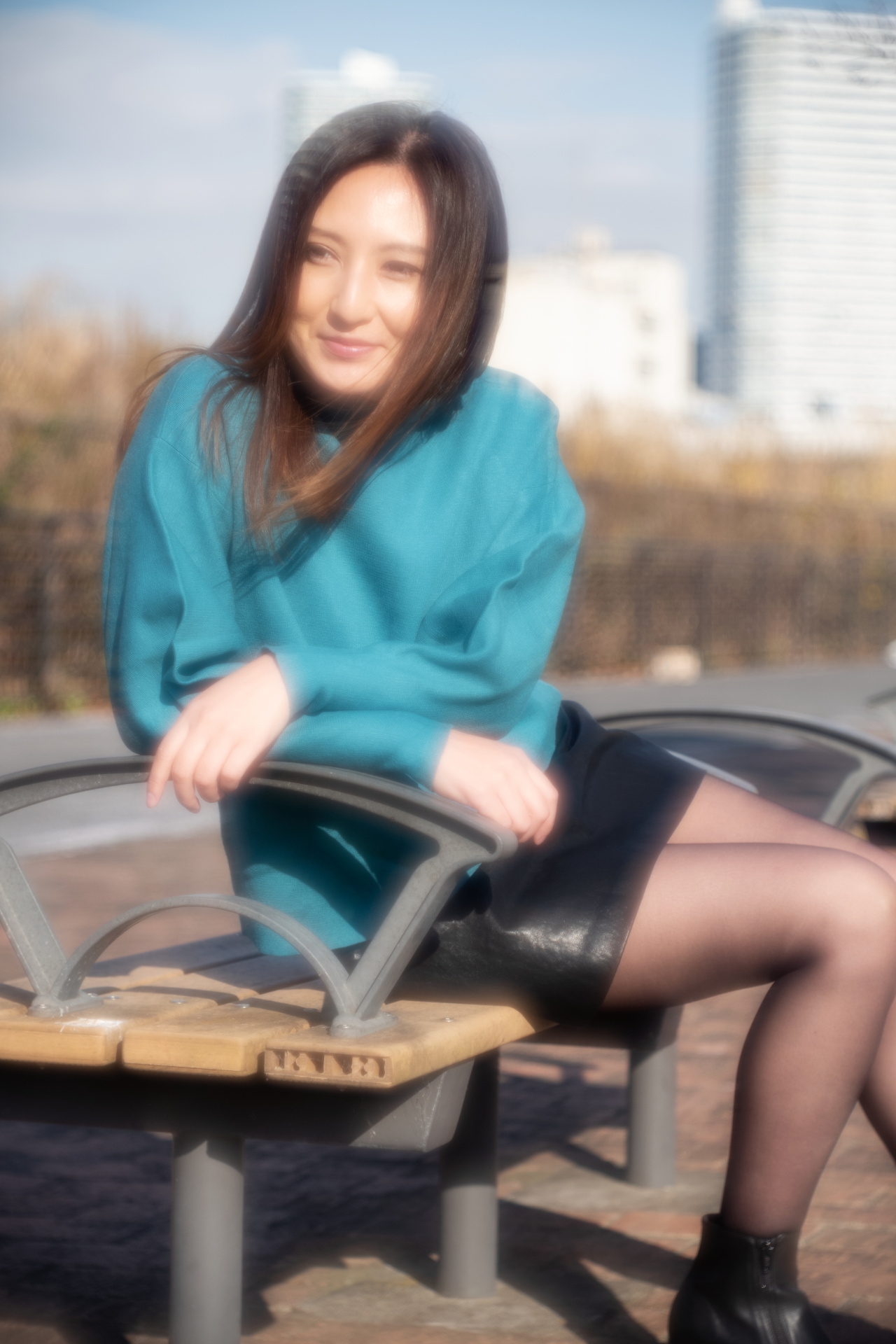 普通のレンズではあまりやらない順光ベタ当たりのシチュエーションでも、ソフトフォーカスレンズだと良い雰囲気になる。ライカM10 / ISO200 / F2.4 / 1/4,000秒 / WB:オート / フィルター無し