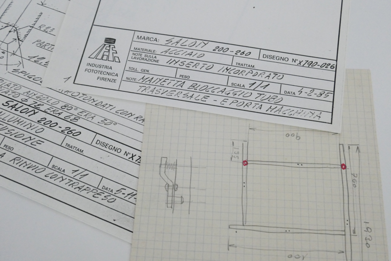 アイデアスケッチも挟まっていた。