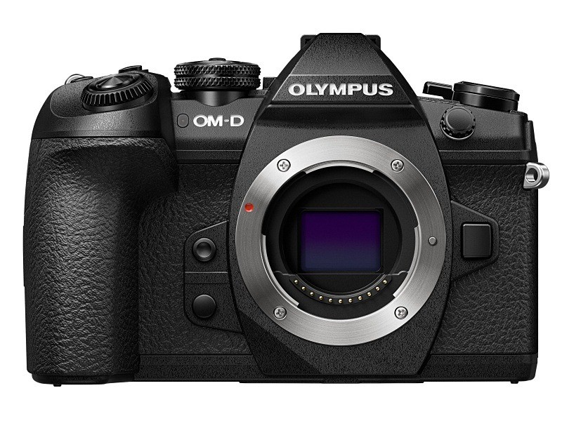<center>OLYMPUS OM-D E-M1 Mark II</center>