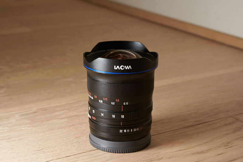 左がディフューザーを外した状態、右がディフューザーを取り付けた状態のもの。