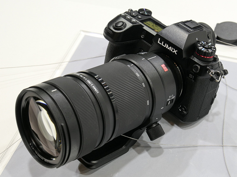LUMIX S PRO 70-200mm F4 O.I.S.装着例。
