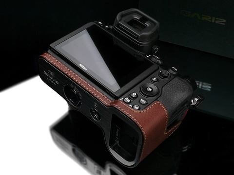 キヤノンEOS R & ニコンZにイタリアンレザーのボディケース - デジカメ