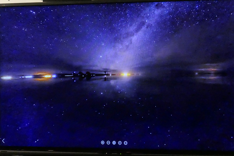 THETA Z1のISO 3200で撮影したウユニ塩湖の星空。中央が天の川。