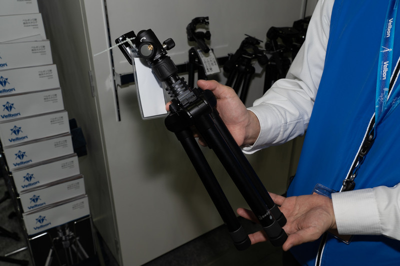 ローアングル撮影性能を向上させた新モデルのひとつ「UT-43 II」