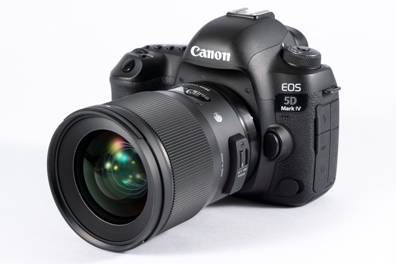 今回はEOS 5D Mark IVとの組み合わせた。