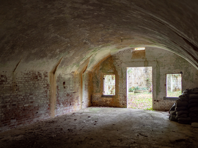 撮影：礒村浩一<br><span class="fnt-85">OLYMPUS OM-D E-M1 Mark II / SIGMA 16mm F1.4 DC DN Contemporary / 16mm / 絞り優先AE（F1.4・1/20秒・-0.7EV） / ISO 200</span>