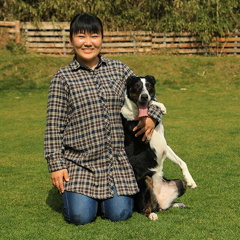 七海さん&慧ちゃん（♀6歳）<br><span class="fnt-85">カメラ歴：8年<br>普段使っているカメラ：（いま現在は）スマートフォン</span>