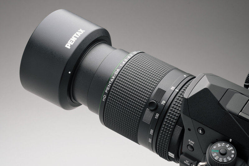 標準添付のレンズフード