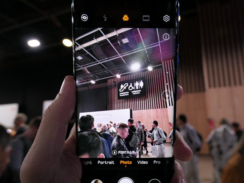 P30 Proの撮影画面。35mm判換算27mm相当の1倍