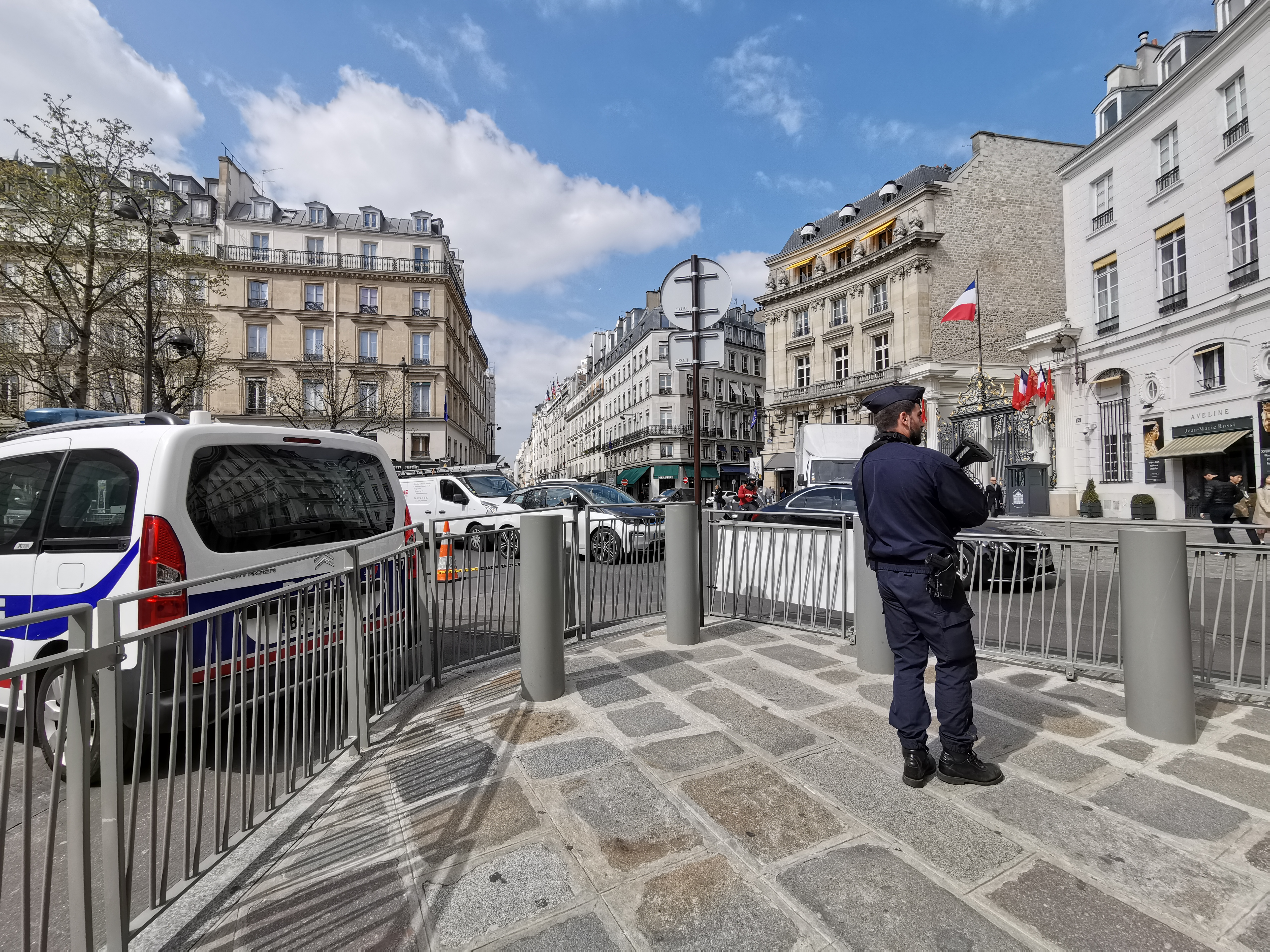 16mm相当、ISO 50。フルオート撮影。