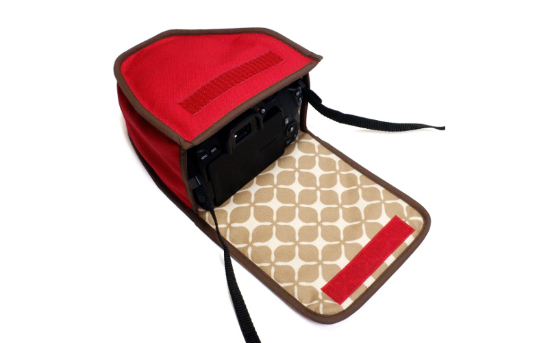 レッド・ベージュキャロル