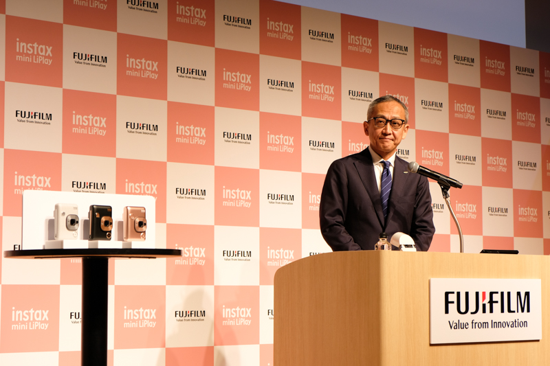 岩崎哲也氏（富士フイルム株式会社 イメージング事業部長）